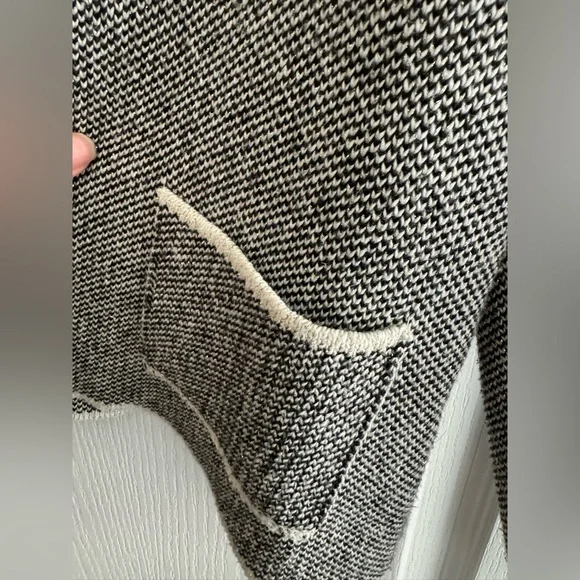 Timeless Cardigan - Picture 3 of 5